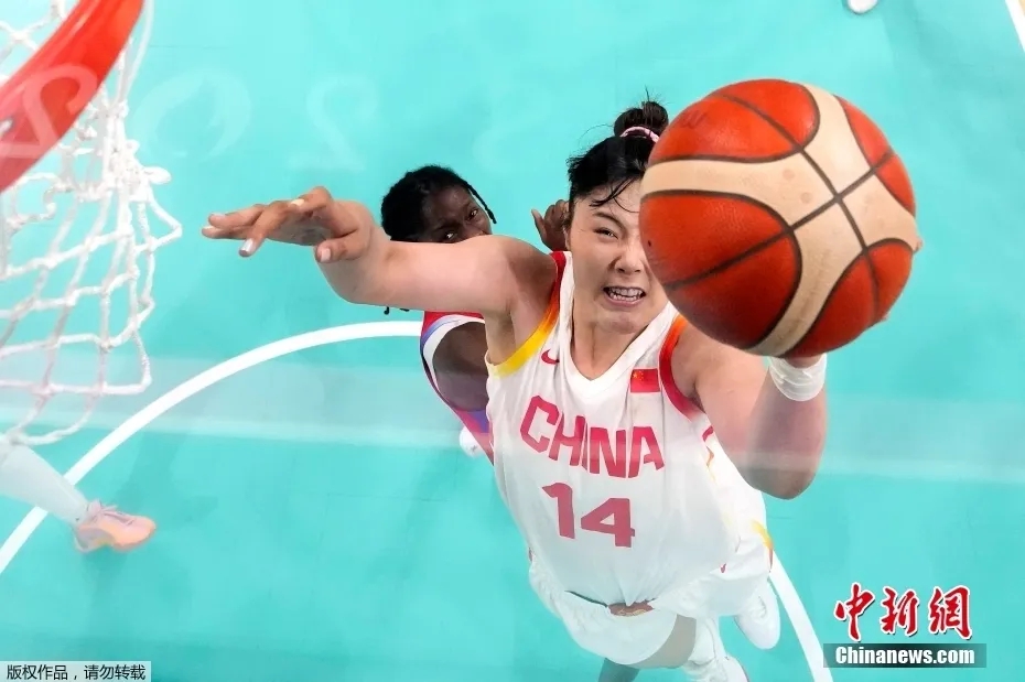 中国女篮战胜波多黎各队，排名小组第三